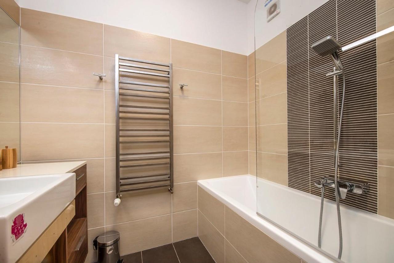 Apartman Viktoria, Apartment House Oliver Strbske Pleso Ngoại thất bức ảnh